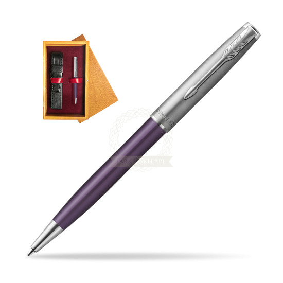 Długopis Parker Sonnet Sand Blasted Metal Violet CT w pudełku drewnianym Honey Single Bordo